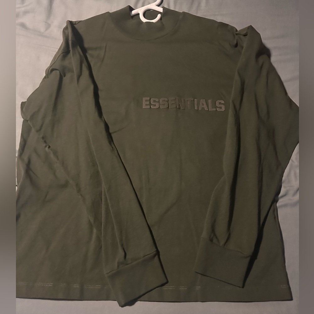 FOG essentials black long sleeve